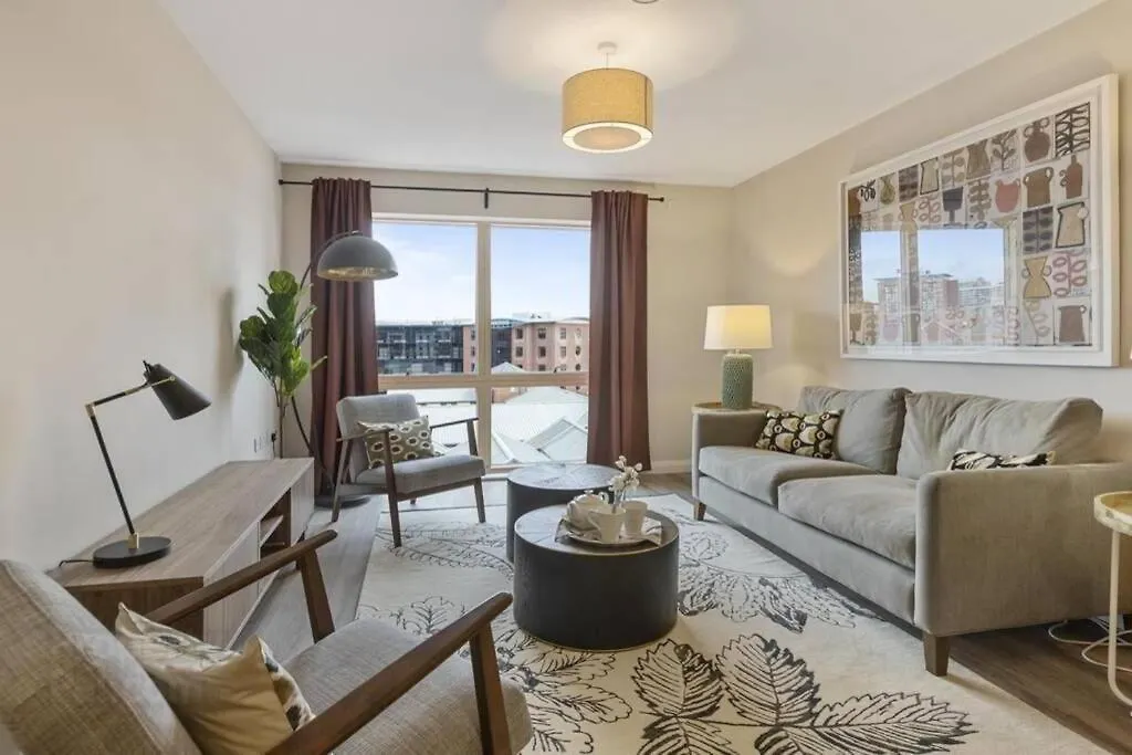 5* Luxury, City Centre, Brand New Development Belfast 0*,